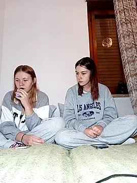 ella grays online show from 23, 10, 2025