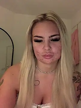 Snapshot of UKJuicyPrincess chatting on 22, 12, 2024 UKJuicyPrincess online show from 22, 12, 2024