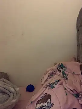 Snapshot of UKJuicyPrincess chatting on 28, 10, 2025 UKJuicyPrincess online show from 28, 10, 2025