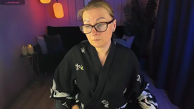 AlexandraKind online show from 15, 2, 2025