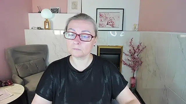 AlexandraKind online show from 13, 9, 2025