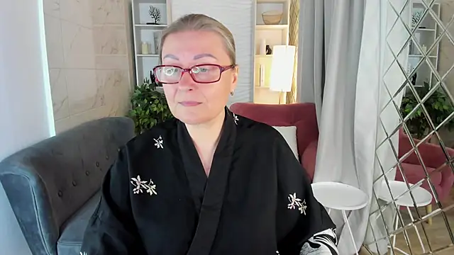 AlexandraKind online show from 27, 10, 2025