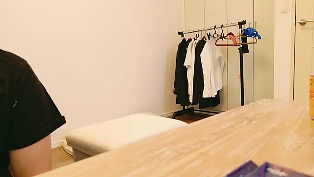 Snapshot of undo-busoku69 chatting on 6, 11, 2025 undo-busoku69 online show from 6, 11, 2025