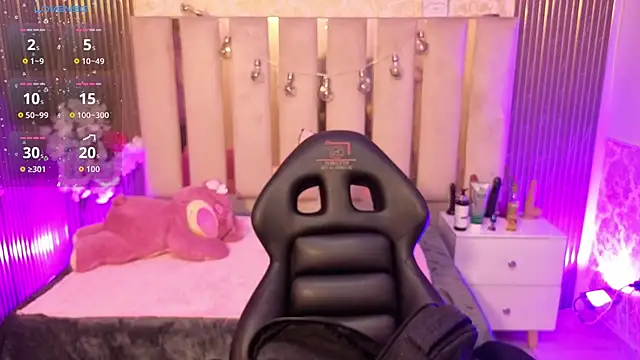 Snapshot of Andy_tay1 chatting on 9, 11, 2025 Andy tay1 online show from 9, 11, 2025