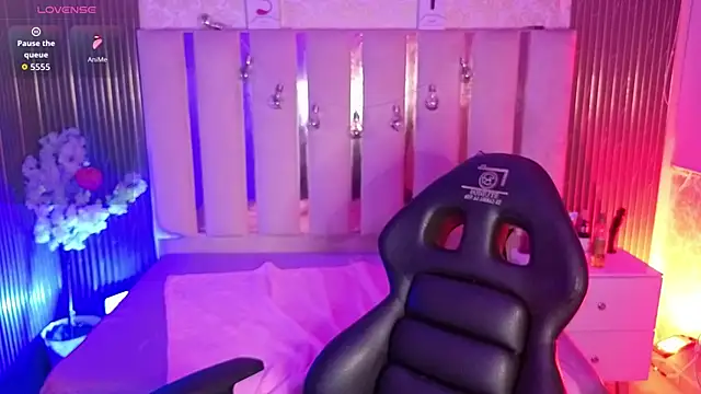 Snapshot of Andy_tay1 chatting on 22, 11, 2025 Andy tay1 online show from 22, 11, 2025