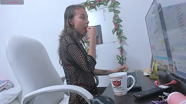 lulu 25  online show from 31, 12, 2024