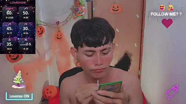 tanjiro cute online show from 23, 11, 2025