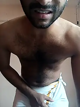 Snapshot of Vignesh3246 chatting on 10, 11, 2025 Vignesh3246 online show from 10, 11, 2025