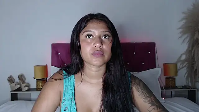 alinakiss online show from 4, 2, 2025