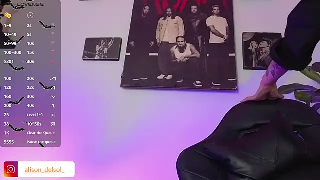 Alisson Wynter online show from 18, 12, 2025