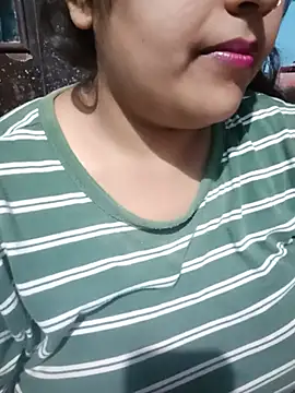 Love-Veronica online show from 3, 6, 2026