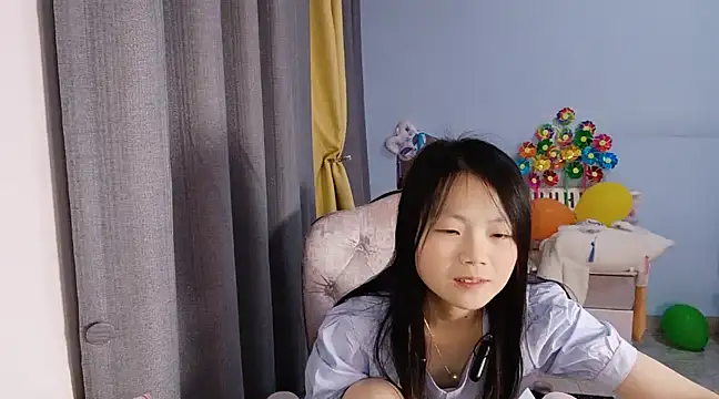 Lena-yyds online show from 3, 3, 2025