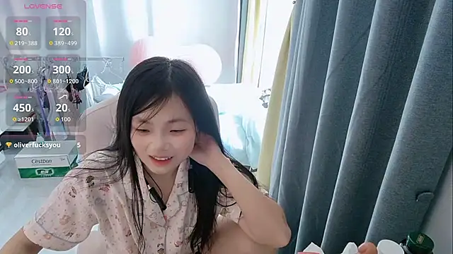 Lena-yyds online show from 10, 10, 2025