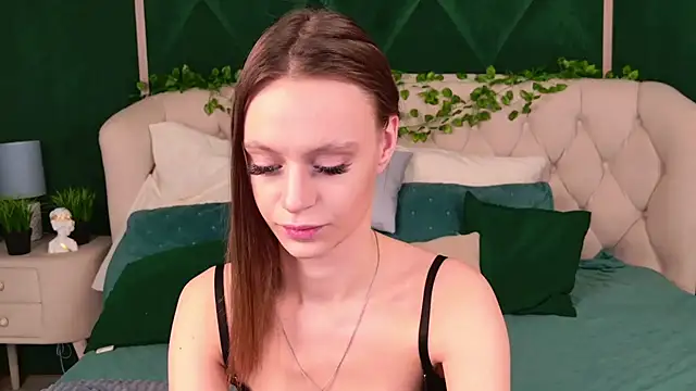 RebeccaMartons online show from 17, 3, 2025