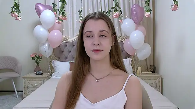 AgataAisitt online show from 10, 2, 2025