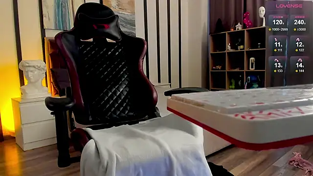 Snapshot of MeganFoxy11 chatting on 26, 1, 2025 MeganFoxy11 online show from 26, 1, 2025