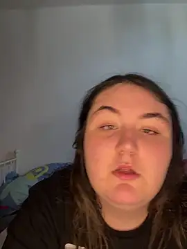 hotiee online show from 10, 4, 2026