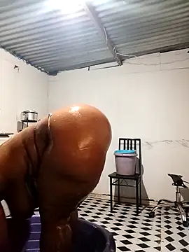 curvyloneah75 online show from 4, 10, 2025