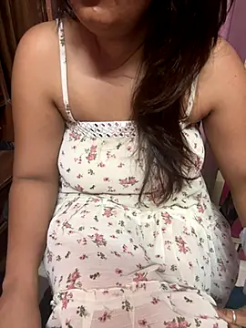 Snapshot of _nishalove19 chatting on 22, 10, 2025 nishalove19 online show from 22, 10, 2025