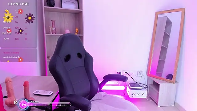 Evangeline johns online show from 25, 10, 2025