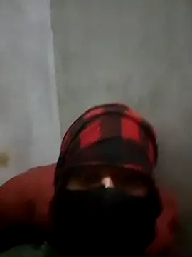 Snapshot of imissyoumylove14 chatting on 8, 1, 2025 imissyoumylove14 online show from 8, 1, 2025