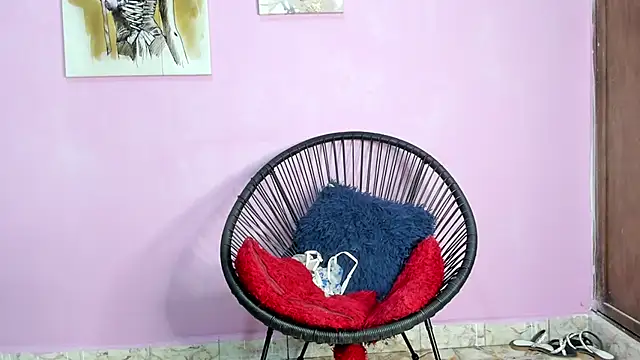 ZoeSmith6 online show from 14, 1, 2025