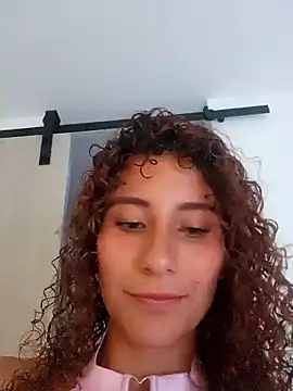 varenkaivanova 22 online show from 18, 12, 2024