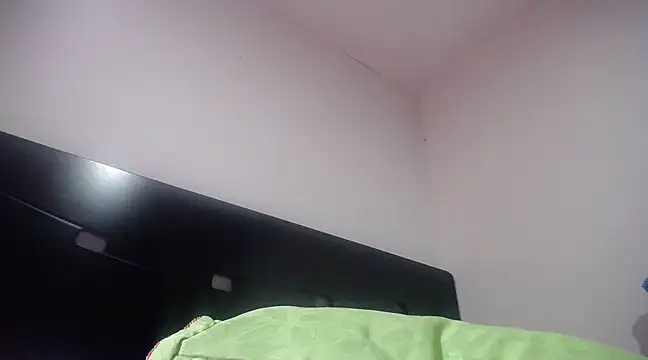 princehermosa44 online show from 14, 3, 2025