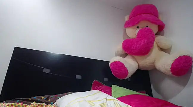 princehermosa44 online show from 22, 3, 2025