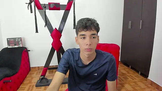 Snapshot of Harry_LatinBoy chatting on 6, 1, 2025 Harry LatinBoy online show from 6, 1, 2025