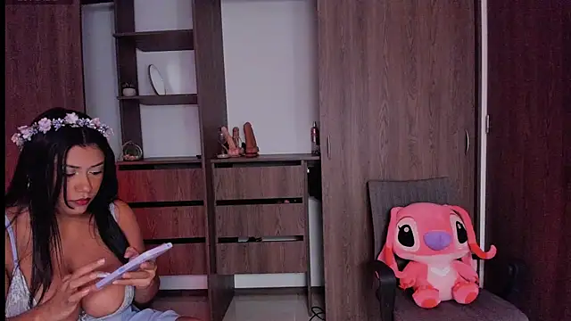 Snapshot of khris_boobs chatting on 13, 2, 2025 khris boobs online show from 13, 2, 2025