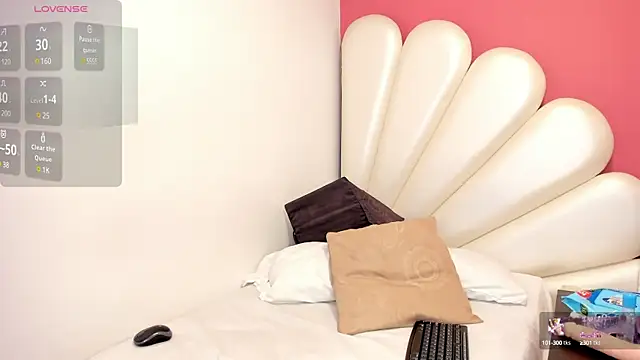 Snapshot of Zoey_Donovan chatting on 19, 1, 2025 Zoey Donovan online show from 19, 1, 2025