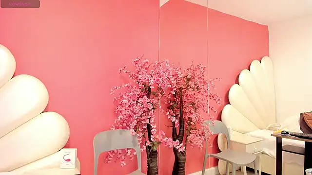 Snapshot of Zoey_Donovan chatting on 10, 2, 2025 Zoey Donovan online show from 10, 2, 2025