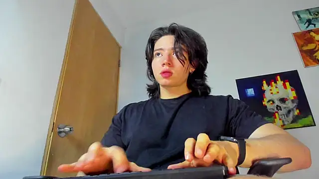 Snapshot of AngelBennet_ chatting on 28, 10, 2025 AngelBennet online show from 28, 10, 2025