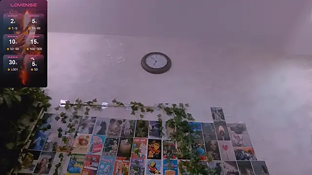 Snapshot of Kleo_Godde chatting on 5, 12, 2025 Kleo Godde online show from 5, 12, 2025