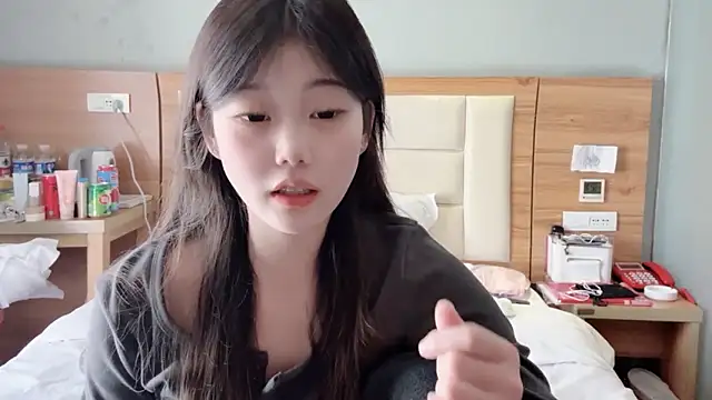 yangyang-1115 online show from 12, 2, 2025