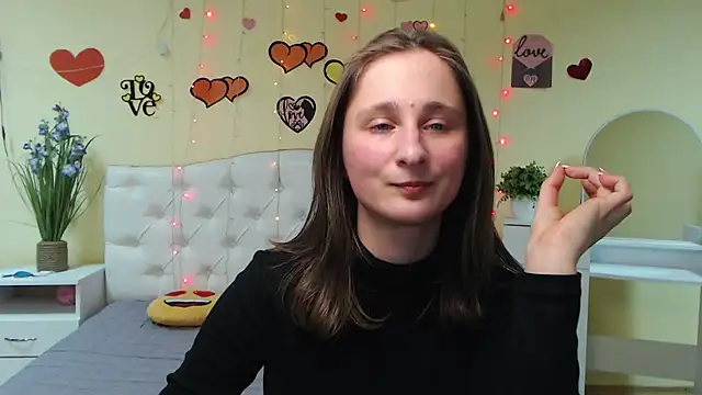 MichelLeee online show from 21, 2, 2025