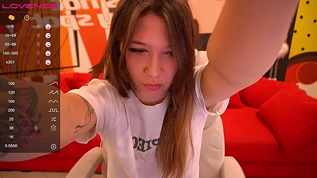 DreamyLinaa online show from 27, 12, 2024