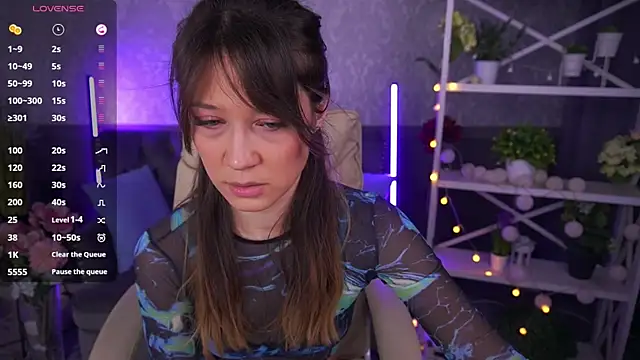 DreamyLinaa online show from 27, 2, 2025