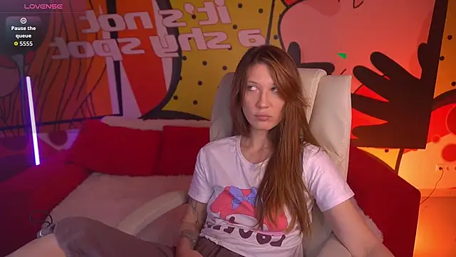 DreamyLinaa online show from 28, 2, 2026