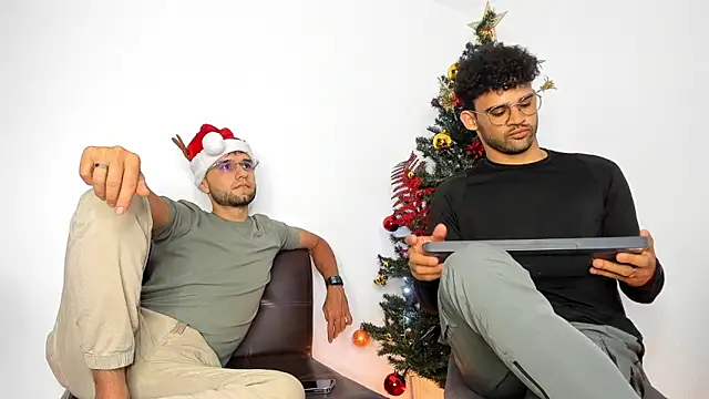 andrewChris  online show from 30, 11, 2025