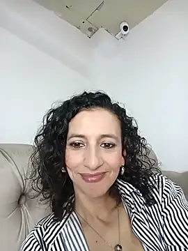 AriannaRussell  online show from 13, 3, 2026