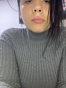 Leyna Kenet online show from 9, 2, 2026