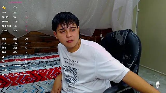 Snapshot of AndrewPherson chatting on 22, 3, 2025 AndrewPherson online show from 22, 3, 2025