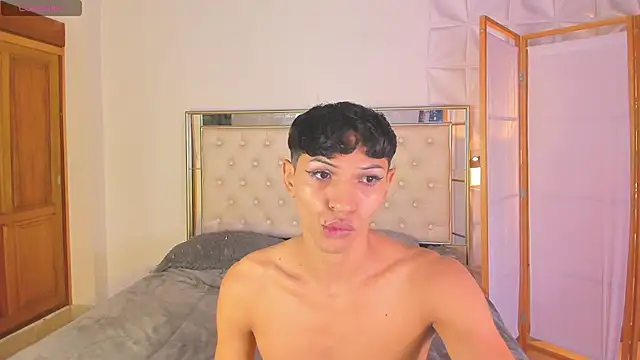 Snapshot of im_sebaslopez chatting on 17, 7, 2026 im sebaslopez online show from 17, 7, 2026