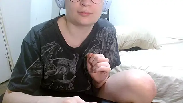 livcutebaby online show from 2, 1, 2025