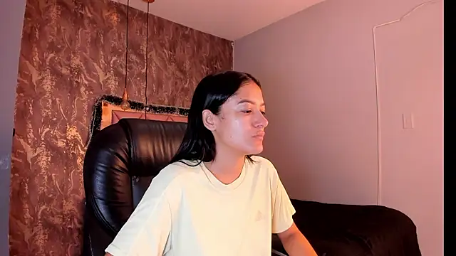 SKYLERWHIITEE online show from 19, 12, 2024