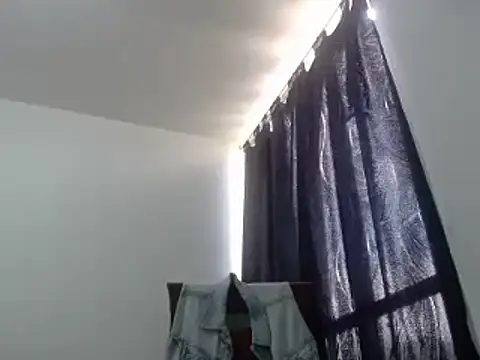 nicolle milf1978 online show from 16, 3, 2025