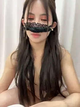 Snapshot of Selenaaaaa- chatting on 4, 3, 2025 Selenaaaaa- online show from 4, 3, 2025