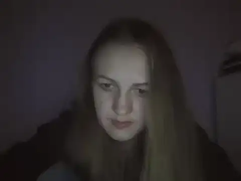 Snapshot of Milaniya261 chatting on 8, 2, 2025 Milaniya261 online show from 8, 2, 2025